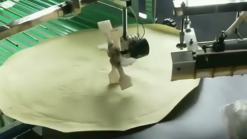 機械制造大煎餅,雖然生產效率非常快,但是缺少一種靈魂