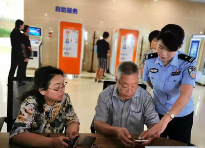 鄭州警方推出便民新舉措 車駕管、出入境服務雙休日照常開放